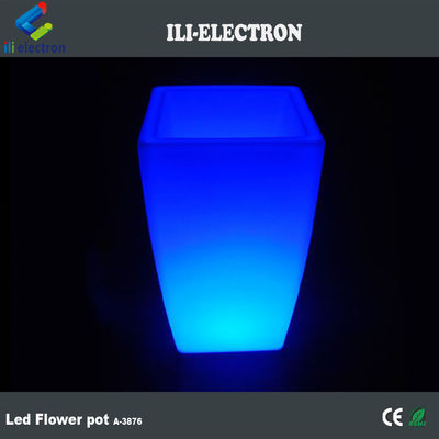 Çin Tedarikçi Dışarıda LED Işıklandırılmış Çarşılıklı Bitki Pot 80000 saatlik Pil Süresi