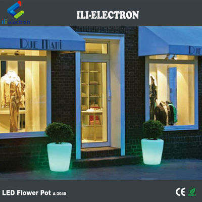 Uzaktan kumandalı plastik LED aydınlatılmış çiçek küpü / ekinci / buz kovası