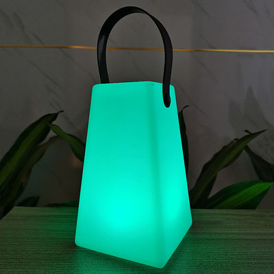 LED Plastik Renk Değiştirme Su geçirmez Bahçe Dekoratif Lambası Uzaktan Kumandalı
