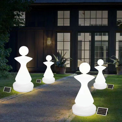 Yeniden şarj edilebilir plastik led satranç şeklinde bahçe lambaları AC 85-265V