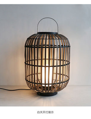 Dekoratif Rattan Dışarı Fener, Dokumalı Rattan Lamba Atmosfer için 3500K