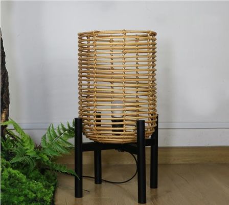 4 Bacaklı Vicker Rattan Zemin Lambaları