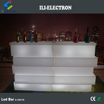 Dışarıdaki partide kullanılan taşınabilir led bar tezgahı