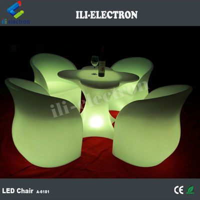 LED açık mekan mobilyaları aydınlatır