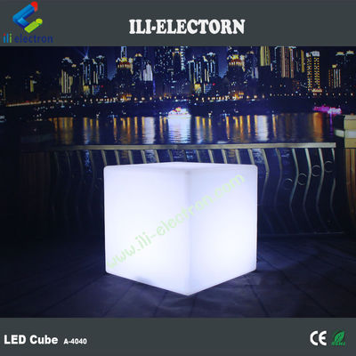 Muti-Color LED aydınlatılmış küp tabure 40 cm şarj edilebilir uzaktan kumanda