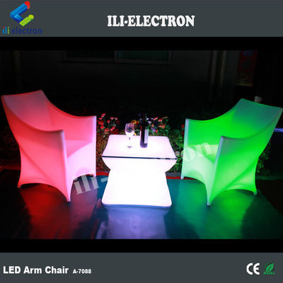 PE Plastik LED Aydınlatılmış Mobilya Sandalye RGB Şarj edilebilir Lityum Pil ile