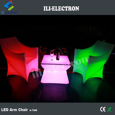 PE Plastik LED Aydınlatılmış Mobilya Sandalye RGB Şarj edilebilir Lityum Pil ile