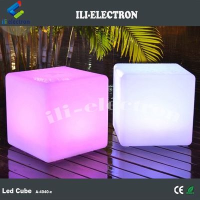 Uzaktan Kumanda RGB Renk Değiştirme Pil Şarj edilebilir Plastik Işıklandırılmış Küp Işık