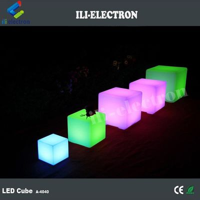 Uzaktan Kumanda RGB Renk Değiştirme Pil Şarj edilebilir Plastik Işıklandırılmış Küp Işık