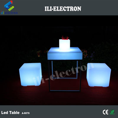 RGB renkli modern tasarım gece kulübü için aydınlatılmış led masa