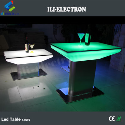 Dış ve iç renkleri değişen plastik kare LED yemek masası