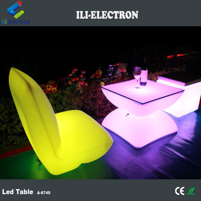 Yeniden şarj edilebilir kare LED aydınlatıcı bar masası uzaktan kumanda ile / romantik dış mekan masası