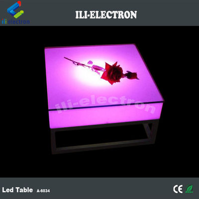 Metal raflı taşınabilir kare plastik LED ışık masası