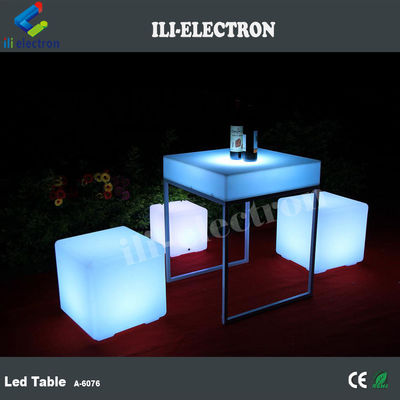 Metal raflı taşınabilir kare plastik LED ışık masası
