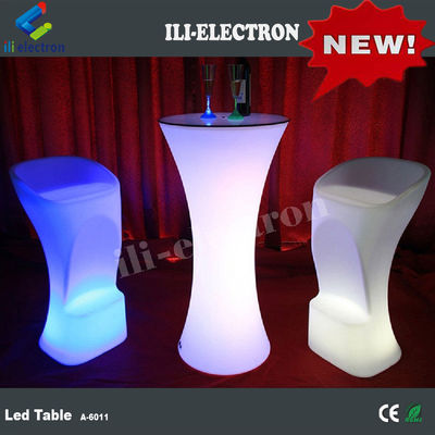 Gece kulübü etkinliği yüksek çocuk parlak LED kokteyl masası taşınabilir aydınlatma yüksek üst RGB kokteyl masası