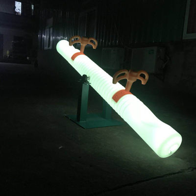 Renk Değişen Plastik Led Işıklı Okuldaki Salıncak