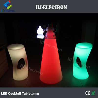 Renkli LED'ler Parti için şarj edilebilir kokteyl masalarını aydınlatıyor